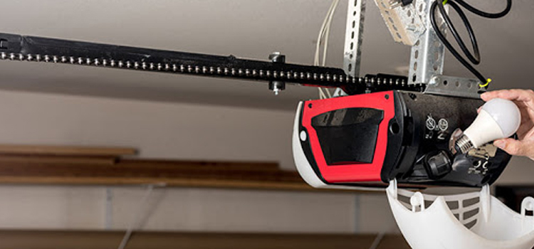 automatic garage door opener repair in Saint Leonard